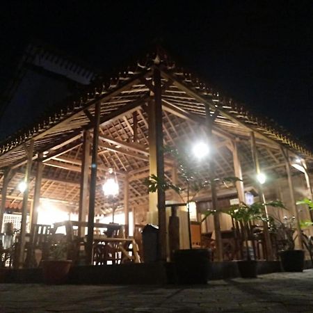 Diaga Grha Hotel Yogyakarta Kültér fotó
