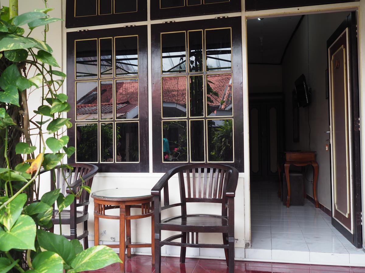 Diaga Grha Hotel Yogyakarta Kültér fotó