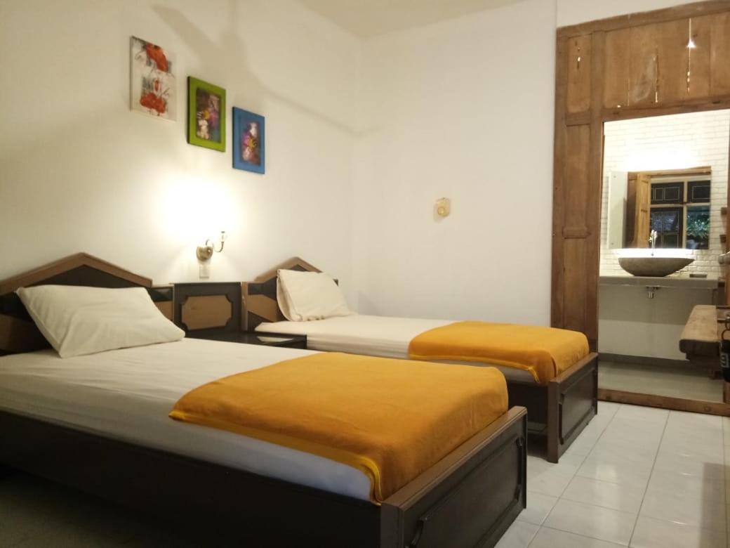 Diaga Grha Hotel Yogyakarta Kültér fotó